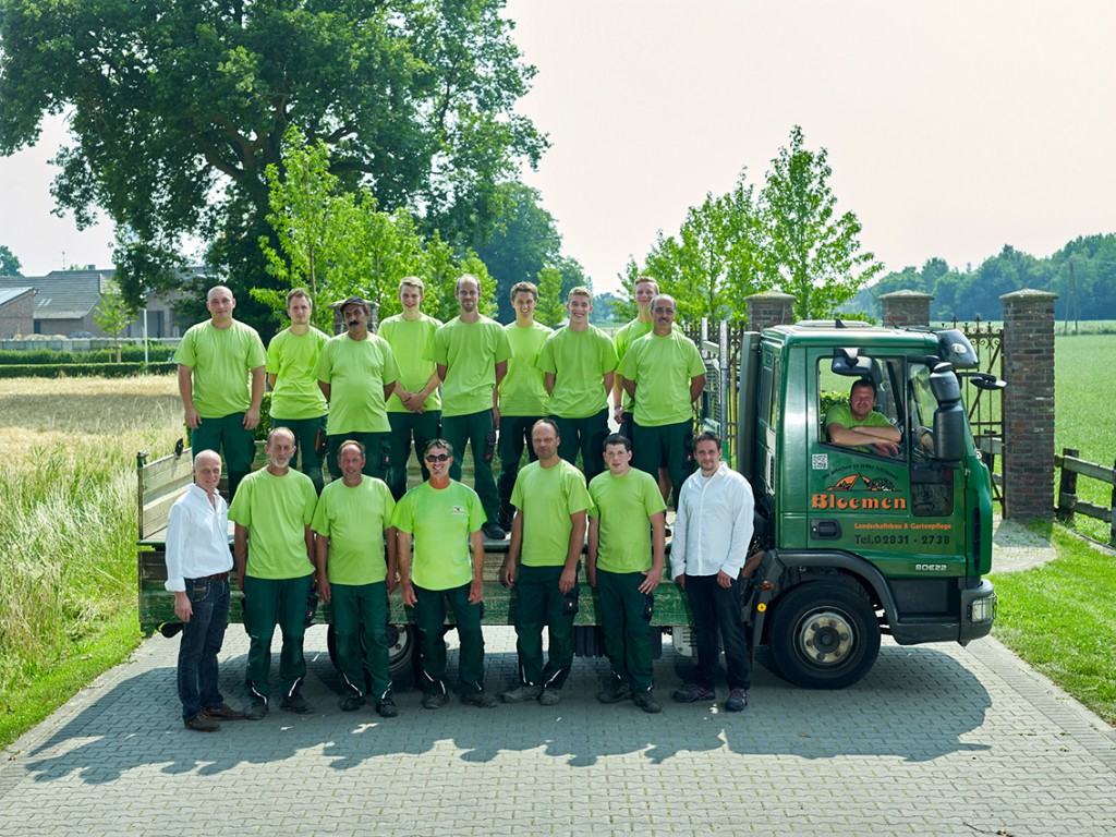Bloemen Landschaftsbau & Gartenpflege GmbH wurde mit neuer Arbeitskleidung ausgestattet.